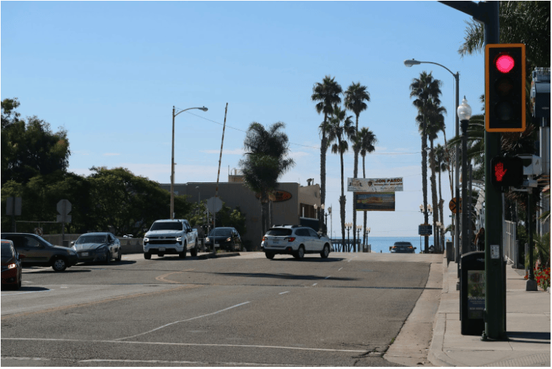 abogados-de-accidentes-de-carro-en-long-beach-explican-como-conducir-en-2nd-street-para-evitar-un-choque