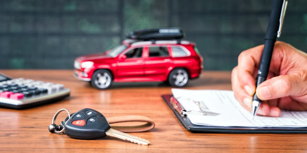 sanciones-por-manejar-sin-seguro-en-california-un-abogado-de-accidente-explica-lo-que-le-puede-costar